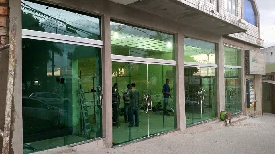 Fachada em vidro